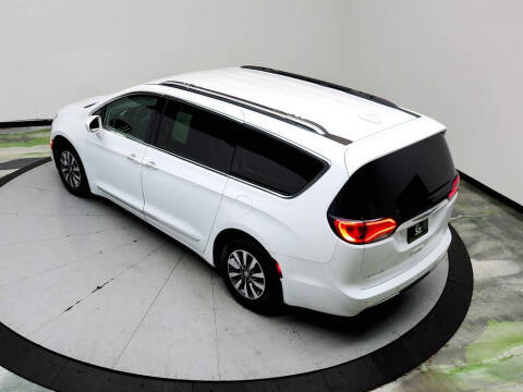 2020 Chrysler Pacifica Touring L Plus