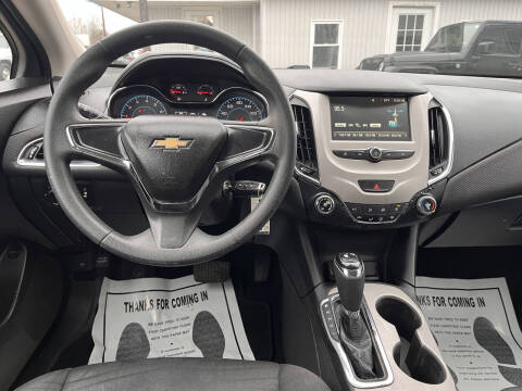 2017 Chevrolet Cruze LS Auto