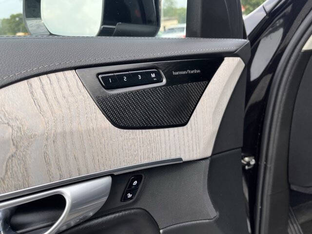 2024 Volvo XC90 B6 Ultimate Bright Theme 7P