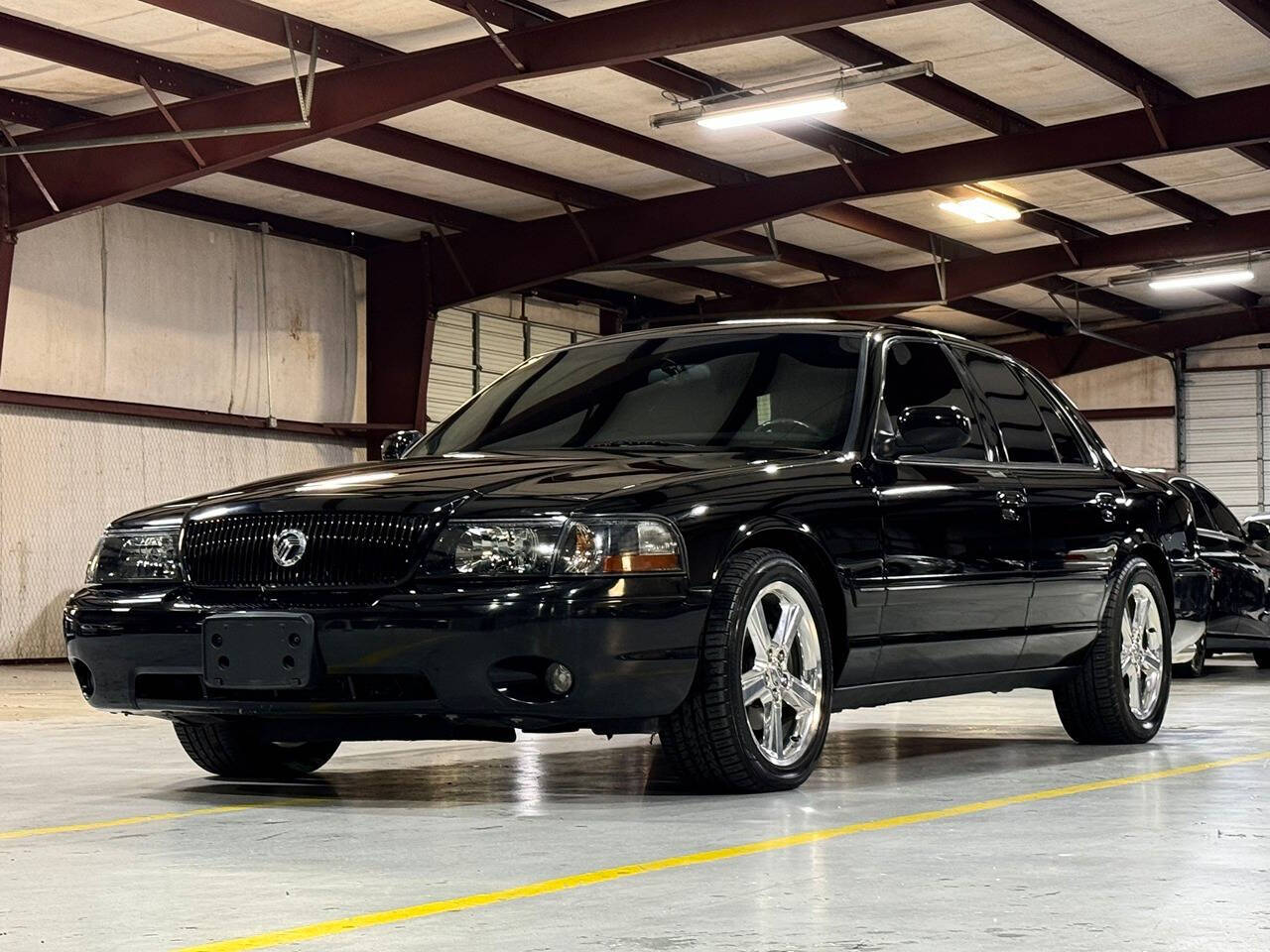 2003 Mercury Marauder for sale at Carnival Car Company in Victoria, TX