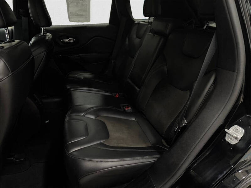 2021 Jeep Cherokee Altitude