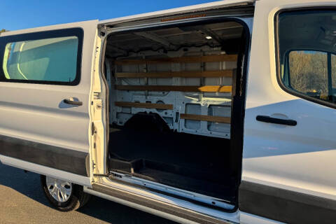 2024 Ford Transit 250