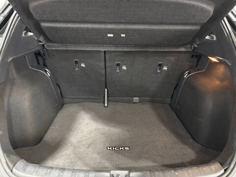 2019 Nissan Kicks SV