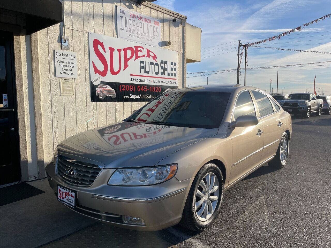 2007 Hyundai Azera for sale at Super Auto Sales Modesto in Modesto, CA