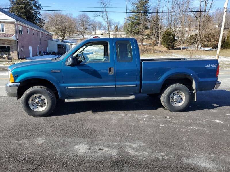 2000 Ford F-250 Super Duty for sale at Bowles Auto Sales in Wrightsville PA