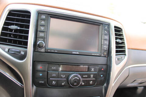 2012 Jeep Grand Cherokee Overland Summit