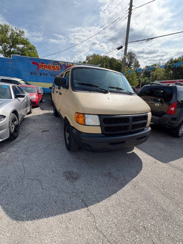 2003 Dodge Ram Van 1500