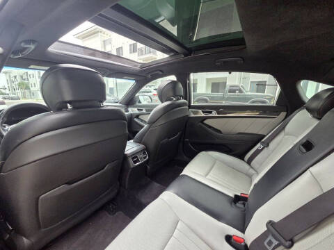 2018 Genesis G80