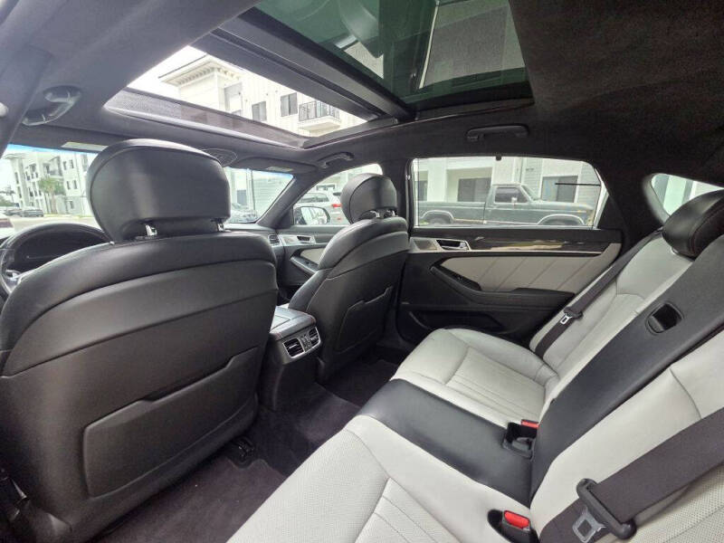 2018 Genesis G80