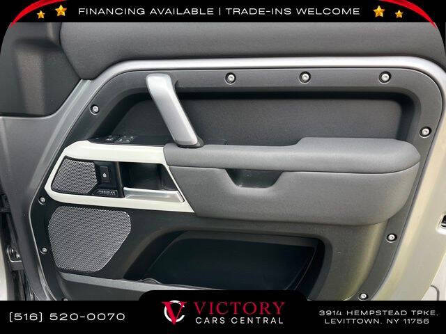 2022 Land Rover Defender 110 X-Dynamic SE