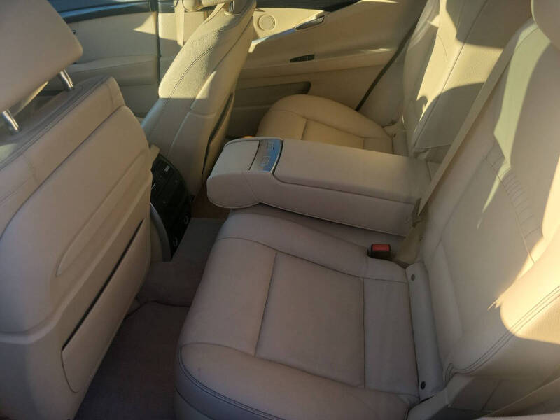 2017 BMW 5 Series 535i xDrive Gran Turismo