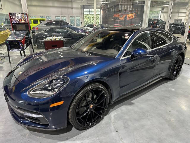 2017 Porsche Panamera 4S
