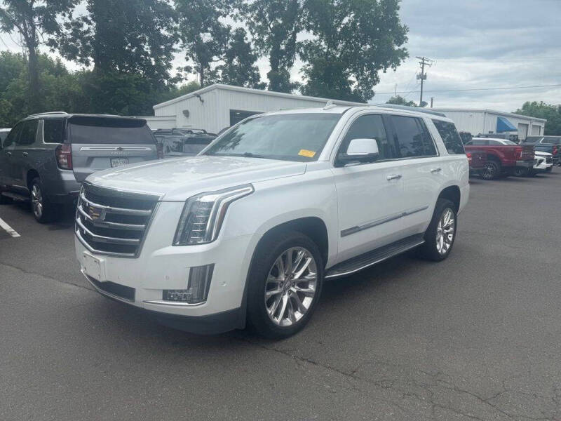 2018 Cadillac Escalade Luxury