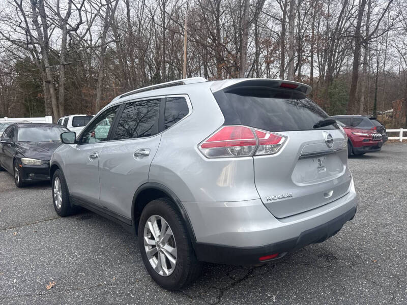 2015 Nissan Rogue SV