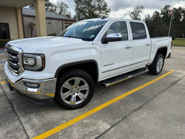 2017 GMC Sierra 1500 SLT's photo