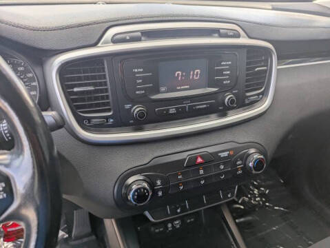 2016 Kia Sorento L