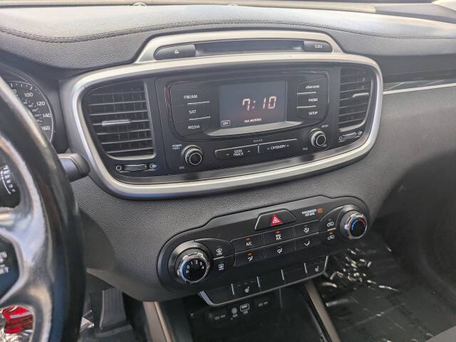 2016 Kia Sorento L