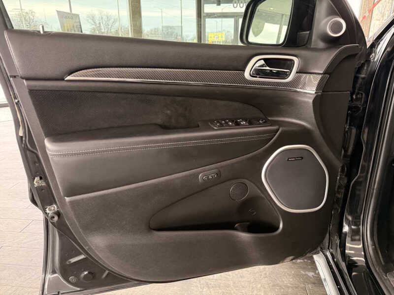 2020 Jeep Grand Cherokee SRT