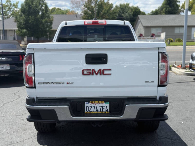 2020 GMC Canyon SLE