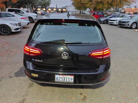 2019 Volkswagen e-Golf SEL Premium