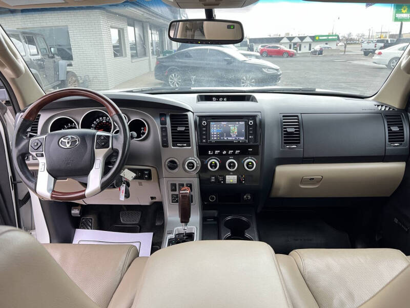 2016 Toyota Sequoia Platinum