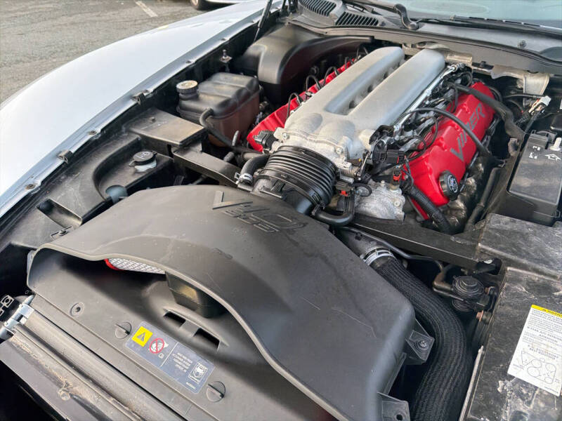 2004 Dodge Viper SRT-10