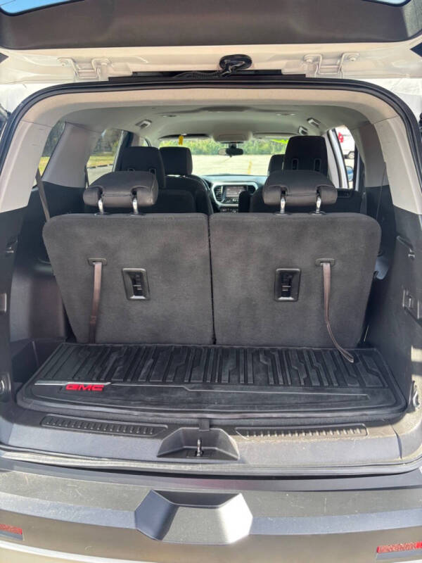 2018 GMC Acadia SLE-2