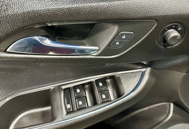 2017 Chevrolet Cruze LT Auto