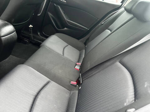 2014 Mazda MAZDA3 i Sport