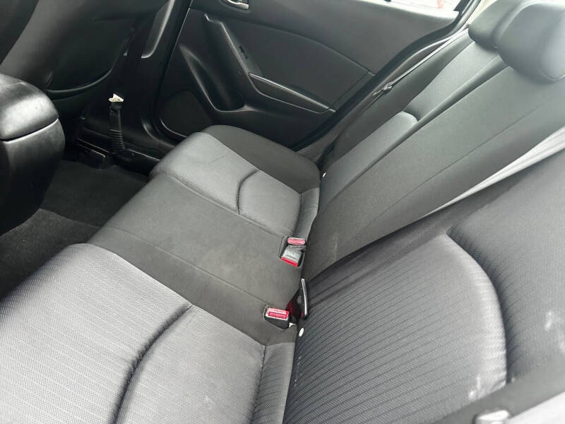 2014 Mazda MAZDA3 i Sport