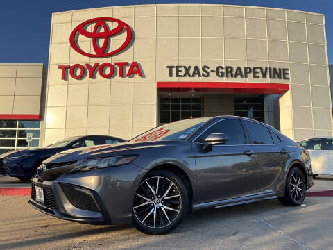 2022 Toyota Camry SE