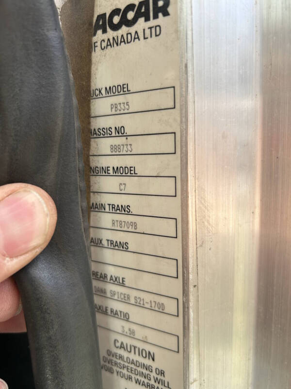 2006 Peterbilt 335 Mechanic's Truck