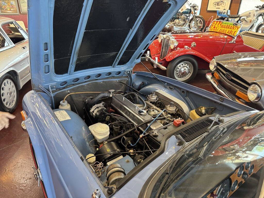 1975 Triumph TR6 19