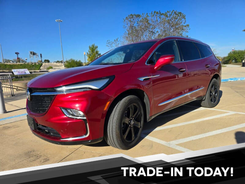 2023 Buick Enclave Essence's photo