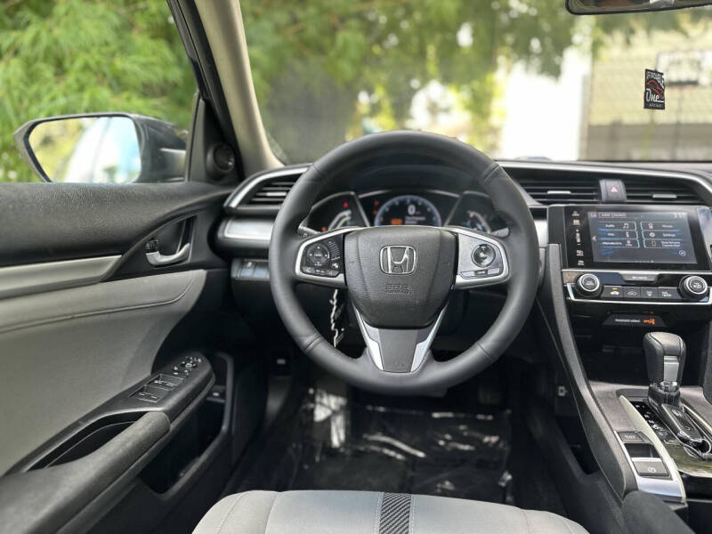 2018 Honda Civic EX photo 9