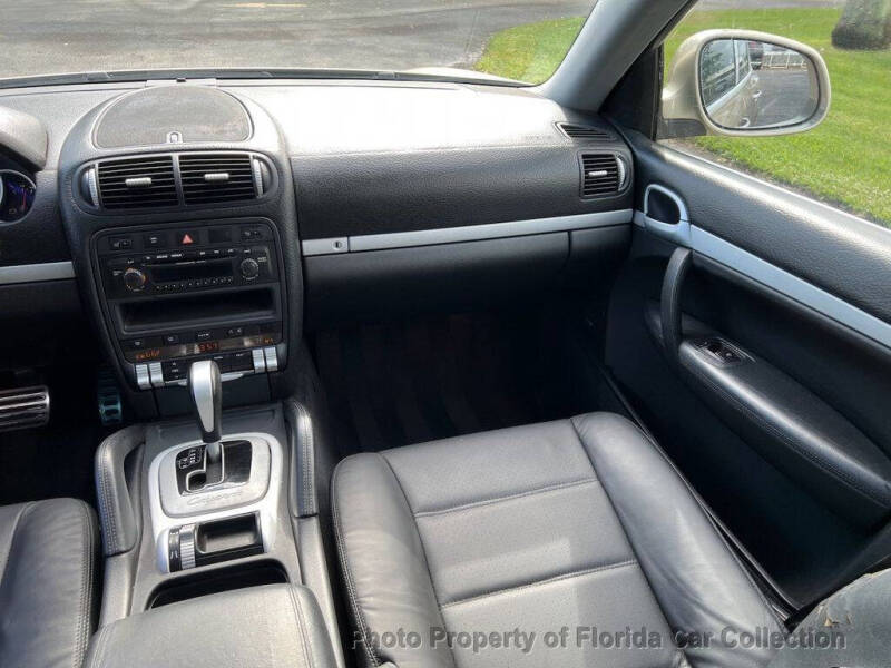 2005 Porsche Cayenne S