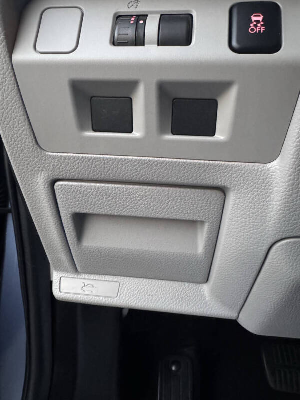 2014 Subaru Forester 2.5i