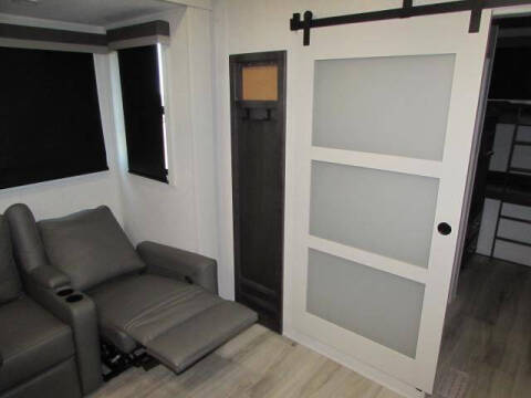 2025 KEYSTONE A 378BH