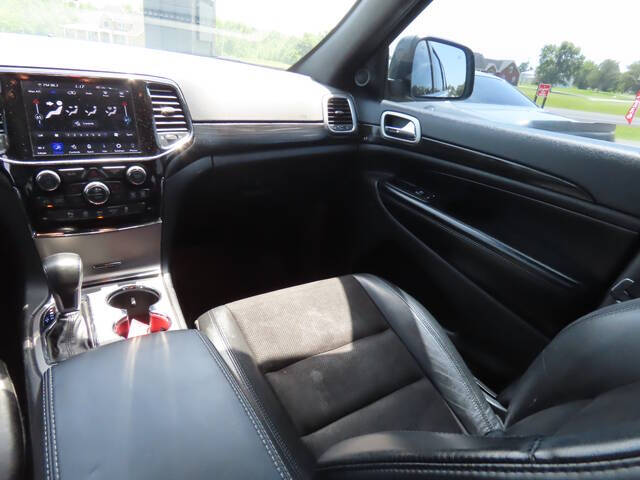 2020 Jeep Grand Cherokee for sale at Modern Automotive Group LLC in Lafayette, TN