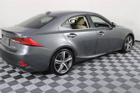 2018 Lexus IS 300