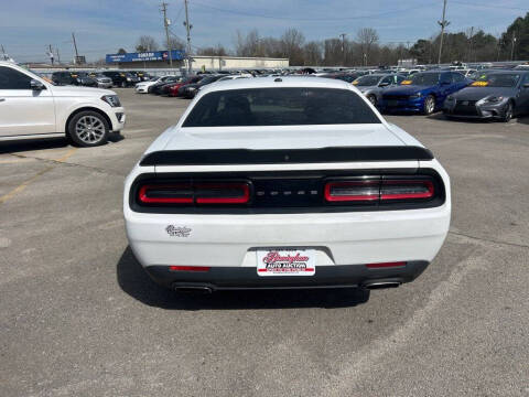 2019 Dodge Challenger SXT