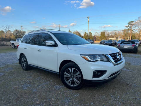 2017 Nissan Pathfinder for sale at Pacific Products in Hattiesburg MS