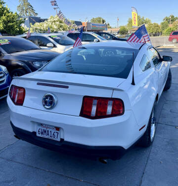 2012 Ford Mustang V6