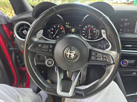 2022 Alfa Romeo Stelvio Sprint