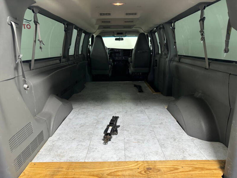 2018 Chevrolet Express LT 3500