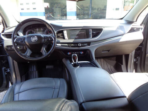2018 Buick Enclave Essence