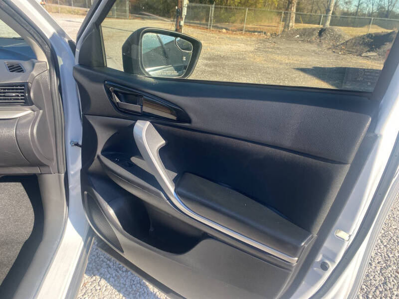 2022 Mitsubishi Eclipse Cross ES