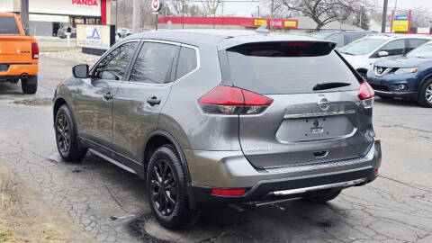 2018 Nissan Rogue SV