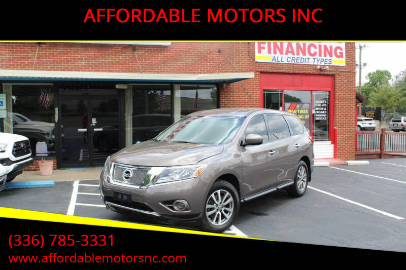 2013 Nissan Pathfinder for sale at AFFORDABLE MOTORS INC in Winston Salem NC