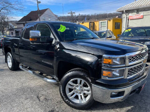 2015 Chevrolet Silverado 1500 for sale at Auto Universe Inc. in Paterson NJ